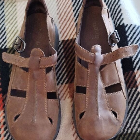 NWOT Eastland Fisherman Sandal Womens 11M Brown Slip On Comfort Leather Alm - Picture 1 of 8